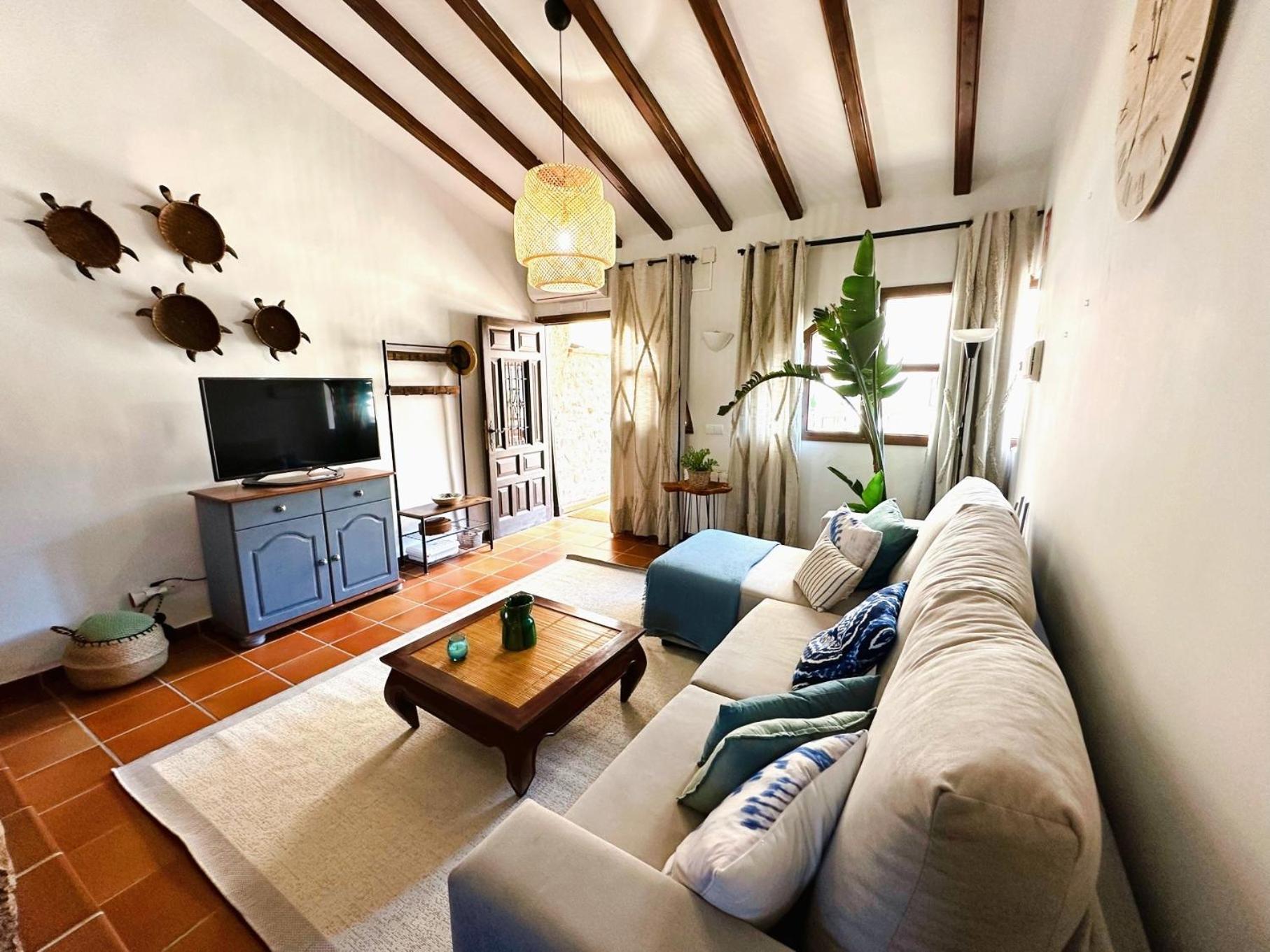 Masia De San Juan Casa Numero 15 En Castillo Con Piscina, Aire Acondicionado Y Terraza Privada セゴルベ エクステリア 写真